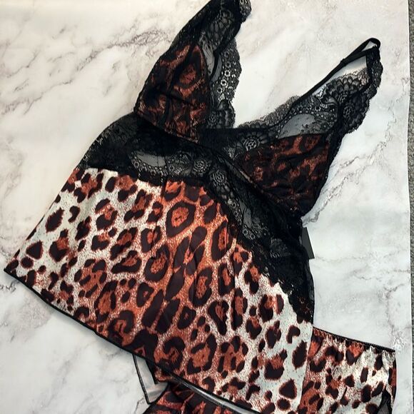 NWT Frederick’s of Hollywood Rosalina Rose Animal Print Cami & Boy Short - Picture 6 of 8